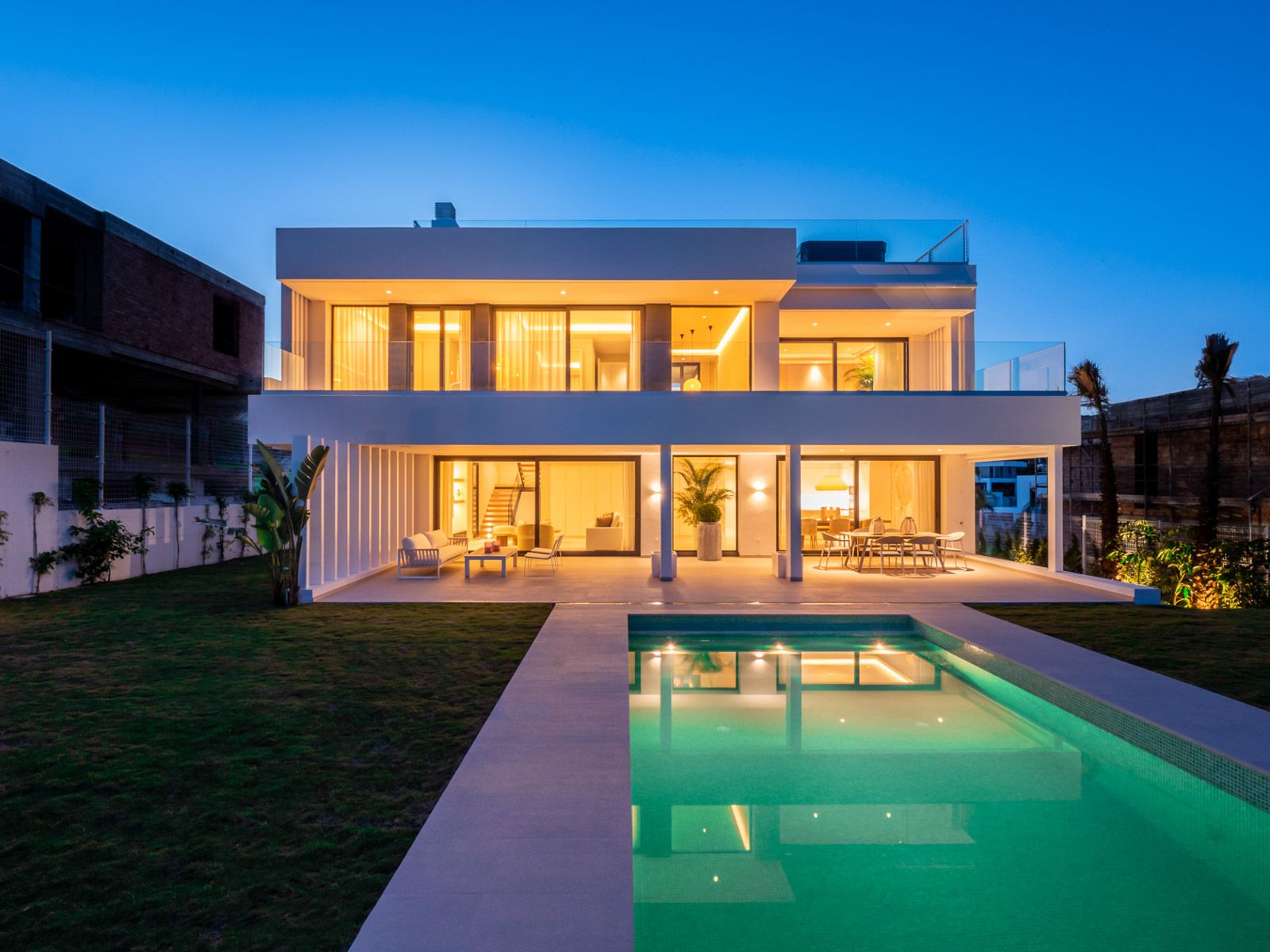 Antik Villas - SG-AV Technology